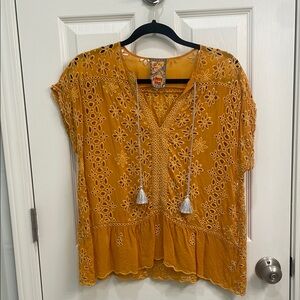 Johnny Was eyelet top size small
